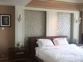 3 Bedroom Condo for sale at The Met, Thung Mahamek, Sathon
