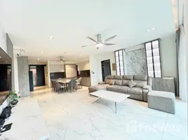 4 Habitación Apartamento en alquiler en Feliz En Vista, Thanh My Loi