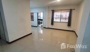 3 Bedrooms Townhouse for sale in Bang Len, Nonthaburi Chaopraya Rajapreuk