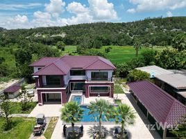 3 Schlafzimmer Villa zu verkaufen in Cha-Am, Phetchaburi, Cha-Am