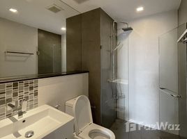 1 спален Квартира в аренду в Urbano Absolute Sathon-Taksin, Khlong Ton Sai