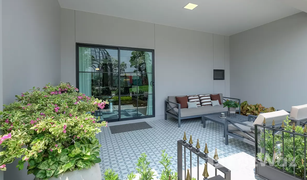 3 Bedrooms Townhouse for sale in Dokmai, Bangkok Siri Place Pattanakarn