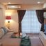 2 Bedroom Condo for sale at My Resort Bangkok, Bang Kapi, Huai Khwang