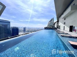 1 спален Квартира на продажу в The Peak Condo located on 52th-Floors for Sale, Tonle Basak