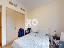 3 спален Квартира на продажу в Al Anbara, Shoreline Apartments