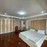 3 спален Квартира в аренду в D.H. Grand Tower, Khlong Tan Nuea