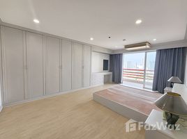 2 Bedroom Condo for rent at Master View Executive Place, Bang Lamphu Lang