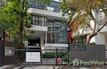 Levara Residence in Khlong Tan, 曼谷