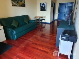 1 Bedroom Condo for sale at Baan Chaopraya Condo, Khlong San