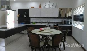 6 Bedrooms Villa for sale in Takhian Tia, Pattaya 