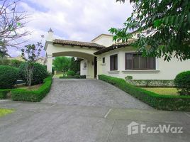 4 Habitación Casa en venta en Santa Ana, Santa Ana
