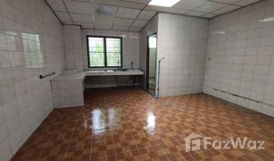 4 Bedrooms Townhouse for sale in Taling Chan, Bangkok 