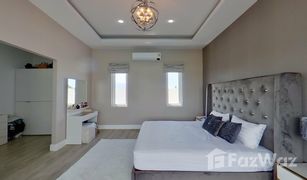 5 Schlafzimmern Villa zu verkaufen in Thap Tai, Hua Hin 