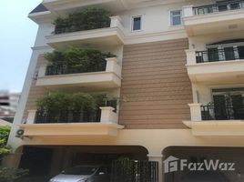 5 Bedroom Townhouse for sale at Coolidge Place, Bang Kapi