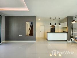 4 Bedroom House for rent at Mantana Srinakarin – Bangna, Bang Kaeo, Bang Phli, Samut Prakan