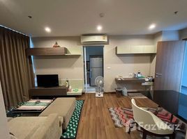 2 Bedroom Condo for sale at Chewathai Interchange, Bang Sue