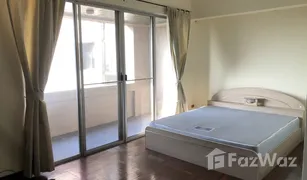 1 Bedroom Condo for sale in Thanon Nakhon Chaisi, Bangkok Supavadee Tower