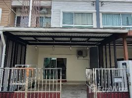 ทาวน์เฮ้าส์ 4 ห้องนอน ให้เช่า ในโครงการ วิลเลต ซิตี้ พัฒนาการ 38, สวนหลวง, สวนหลวง