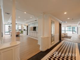 ขายอพาร์ทเม้นท์ 3 ห้องนอน ในโครงการ ลาส โคลินาส, คลองเตยเหนือ