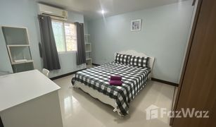 Квартира, 2 спальни на продажу в Talat Nuea, Пхукет Baan Thanarak Phuket