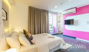 Гостиница, 16 спальни на продажу в Khlong Toei, Бангкок 