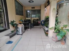 3 Bedroom Townhouse for sale at Thanasuk Village, Nong Khaem