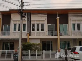 4 Schlafzimmer Reihenhaus zu vermieten im Golden Town Chaiyaphruek-Wongwaen, Sai Noi, Sai Noi, Nonthaburi