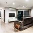2 спален Квартира в аренду в Belle Grand Rama 9, Huai Khwang