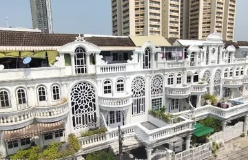 Ekkamai Villas in คลองตันเหนือ, Bangkok