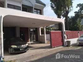 วิลล่า 3 ห้องนอน ให้เช่า ในโครงการ พร้อมมิตร วิลล่า, คลองตันเหนือ, วัฒนา, กรุงเทพมหานคร