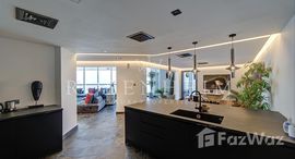 Available Units at 23 Marina