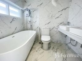 2 спален Кондо на продажу в Ruankam Tower Condominium, Suthep