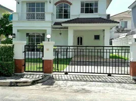 3 Bedroom House for rent at Mantana Onnut-Wongwaen, Dokmai, Prawet, Bangkok, Thailand