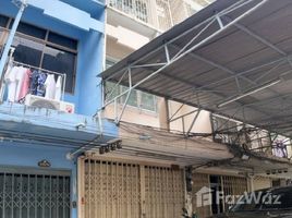 3 Bedroom Townhouse for sale in Khlong Toei, Khlong Toei, Khlong Toei