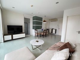 2 Schlafzimmer Appartement zu vermieten im The Bangkok Sathorn-Taksin, Khlong Ton Sai