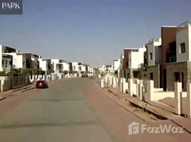 2 Bedroom Townhouse for sale at Hyde Park, The 5th Settlement, New Cairo City, Cairo, Egypt