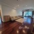 2 спален Квартира в аренду в Baan Chaopraya Condo, Khlong San