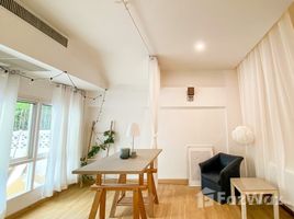 ทาวน์เฮ้าส์ 5 ห้องนอน ให้เช่า ในทำเล คลองตันเหนือ, กรุงเทพมหานคร, คลองตันเหนือ, วัฒนา, กรุงเทพมหานคร