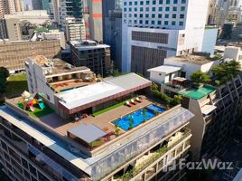 1 спален Кондо в аренду в Edge Sukhumvit 23, Khlong Toei Nuea