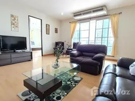 3 Bedroom Condo for rent at Citi Smart Condominium, Khlong Toei