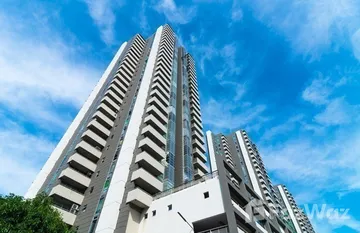 The Lake Condominium in Khlong Kluea, 暖武里