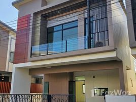 3 Bedroom House for sale at S-Gate Premium Kanjanapisek , Bang Muang