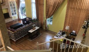 4 Bedrooms Townhouse for sale in Chong Nonsi, Bangkok Baan Klang Krung Sathorn-Narathiwas