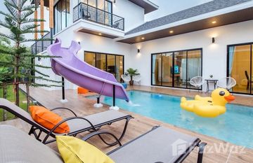 Breeze Pool Villa Cha-Am in เขาใหญ่, Phetchaburi