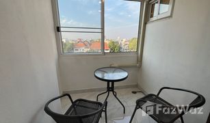 Studio Apartment for sale in Chang Khlan, Chiang Mai Night Bazaar Condotel