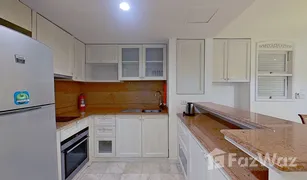 1 Bedroom Condo for sale in Si Lom, Bangkok Baan Pipat