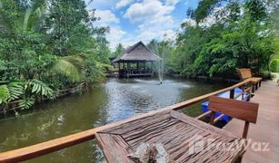 Земельный участок, N/A на продажу в Nang Takhian, Samut Songkhram 