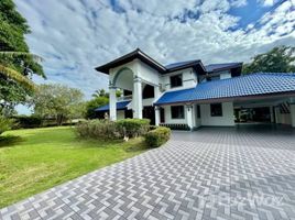 4 Bedrooms House for sale in Saraphi, Chiang Mai Pool Villa House for Sale Resort Style with Private Pool