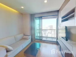 1 спален Квартира в аренду в The Address Sathorn, Si Lom