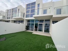 2 Schlafzimmer Reihenhaus zu verkaufen im Casablanca Boutique Villas, Juniper, DAMAC Hills 2 (Akoya)